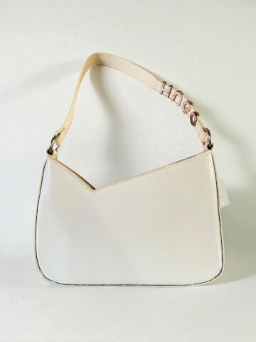 Asimetrik Gold Toka Askılı Çanta